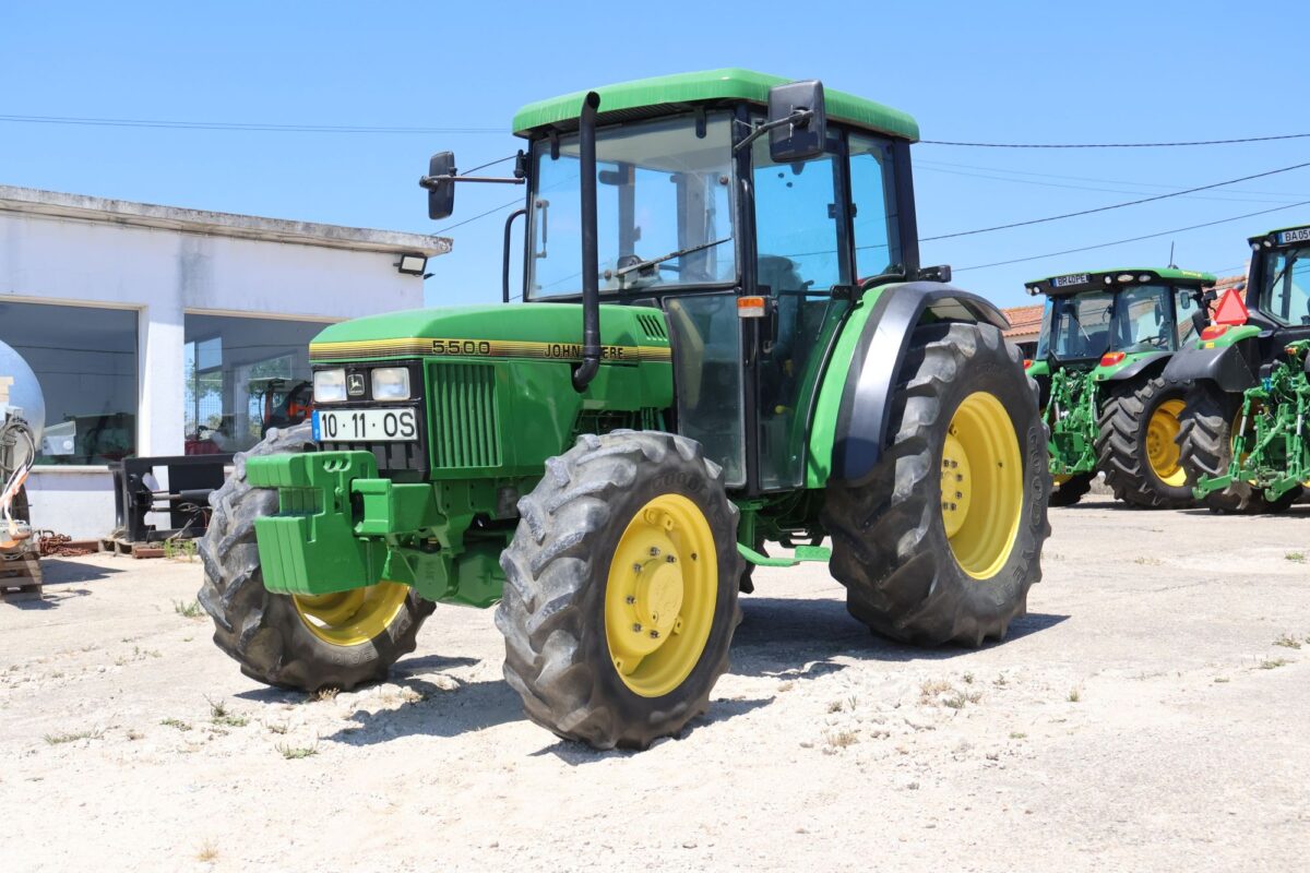 John Deere 5500 STD