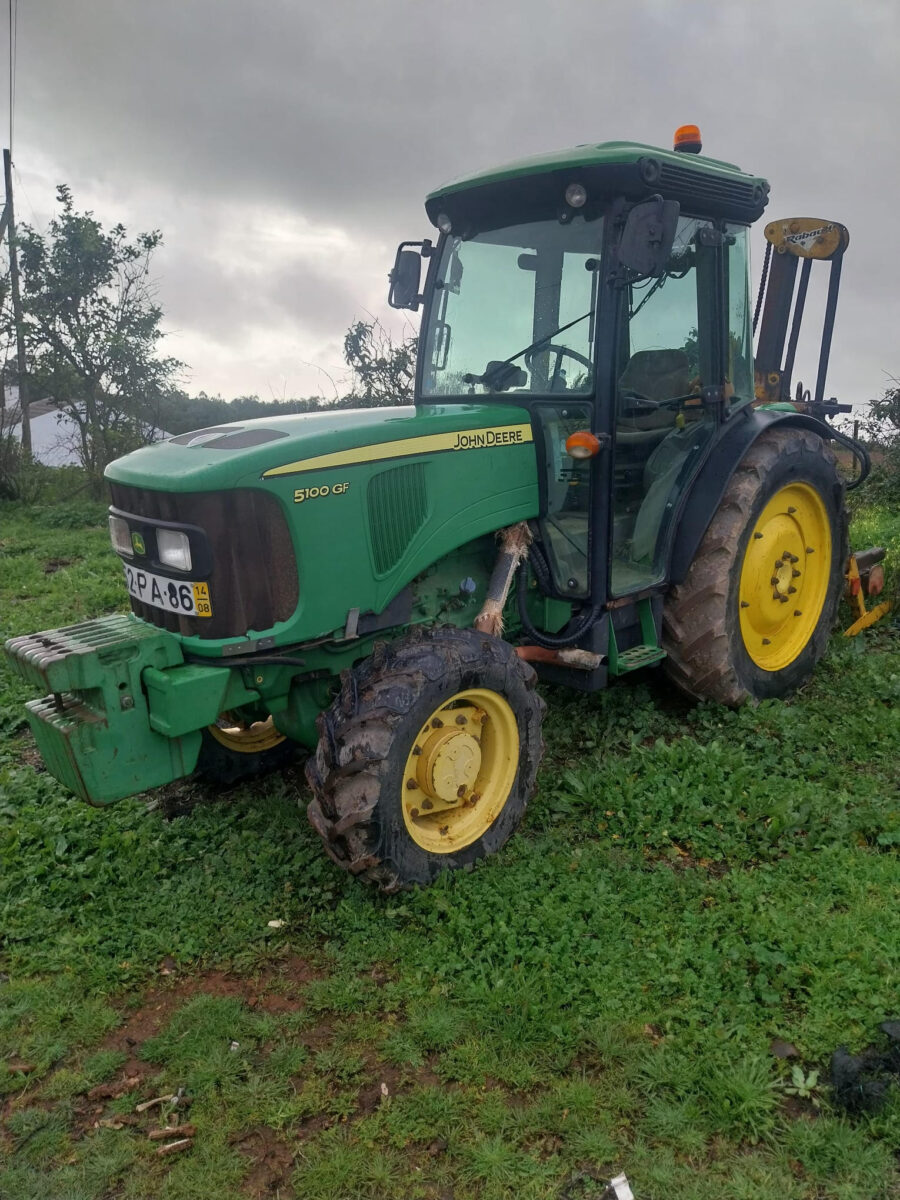 John Deere 5100GF