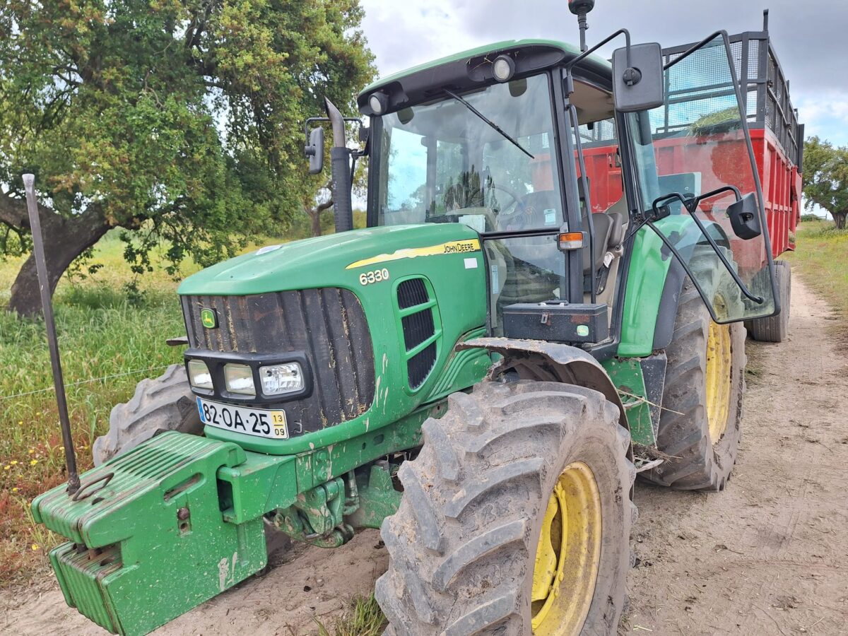 John Deere 6330 STD