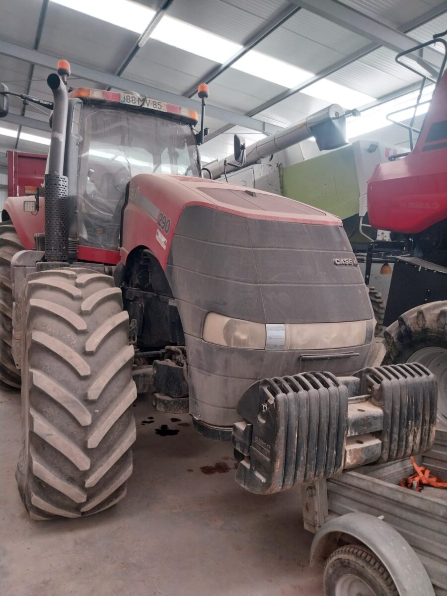Case IH Magnum 290